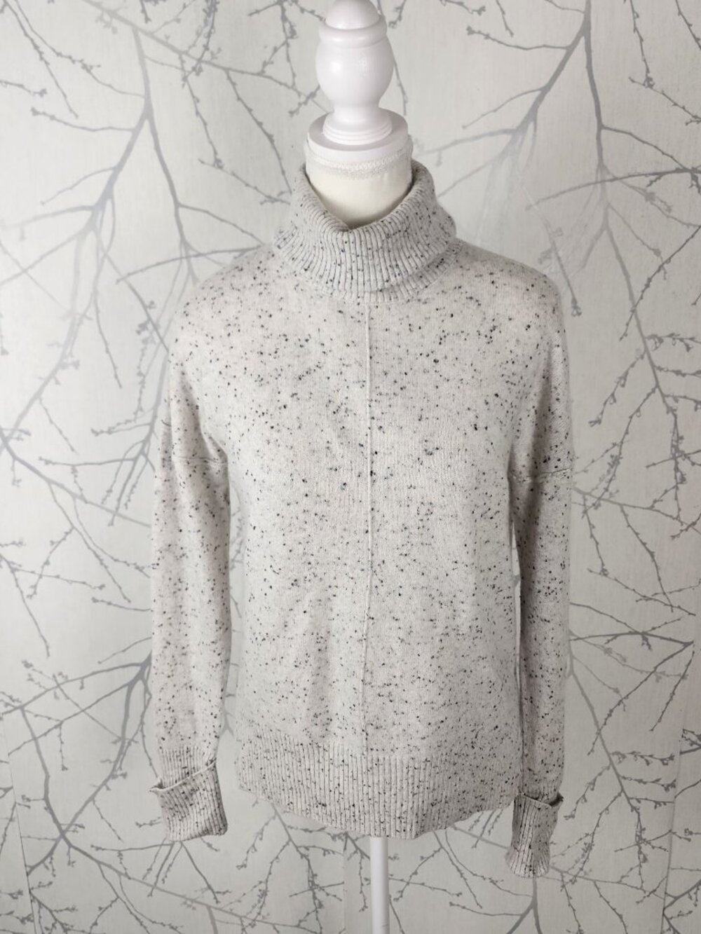 Max Studio White Speckle 100% Cashmere Knit Turtleneck Sweater